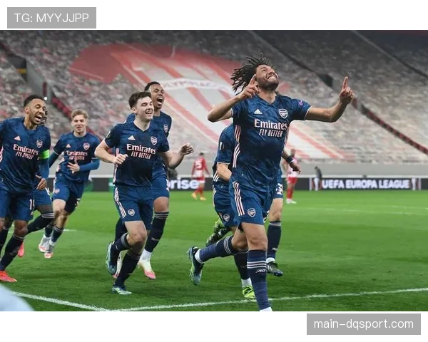 曼城3-0维拉成功卫冕，创下英超四连冠新纪录